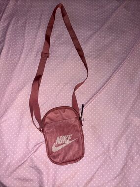 Nike Dusty Rose/Pink Crossbody Shoulder Bag